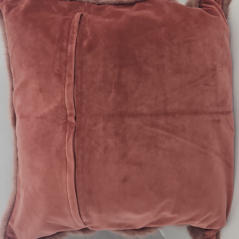 Ikea Dotir Plush Mauve Pink Faux Fur Velveteen Square Pillow - Picture 3 of 6